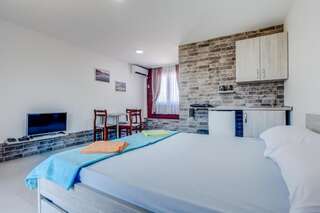 Апартаменты Apartments Obala Подгорица Апартаменты с видом на сад-9